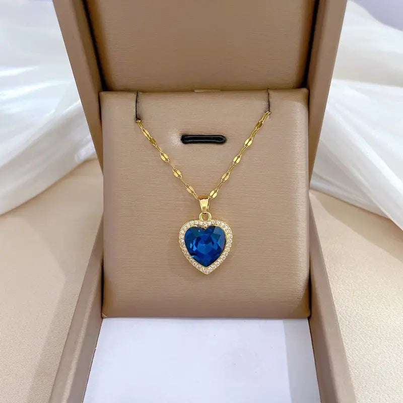 Or Saphir Cœur Collier