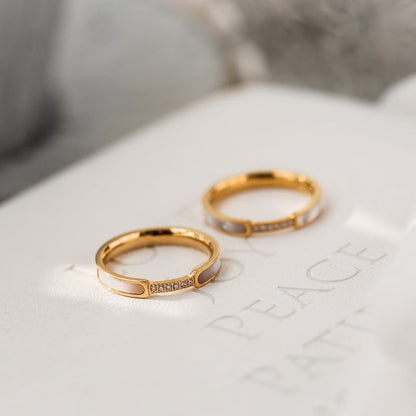Gabrielle Diamant Simulant Or Bague
