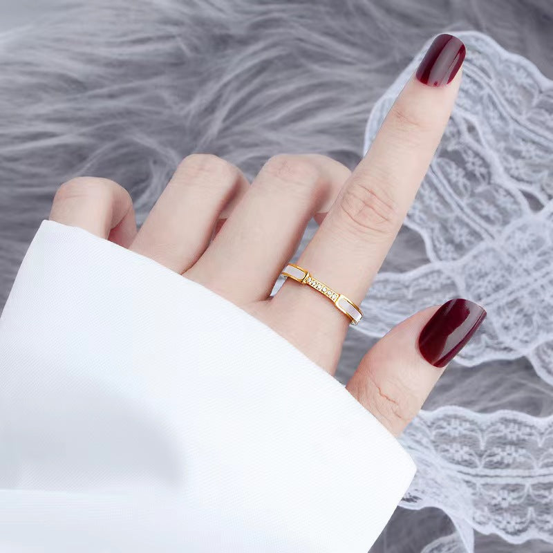 Gabrielle Diamant Simulant Or Bague