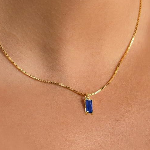 Or Saphir Minimaliste Collier