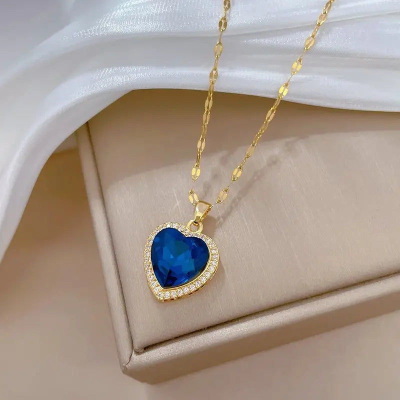 Or Saphir Cœur Collier