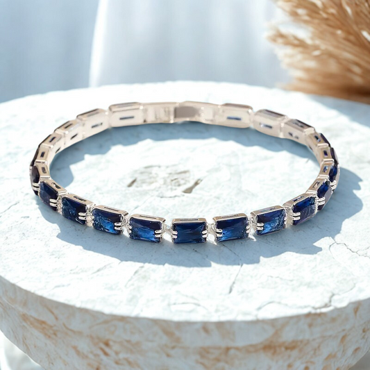 Mireda Thalindra Bracelet | Or Blanc