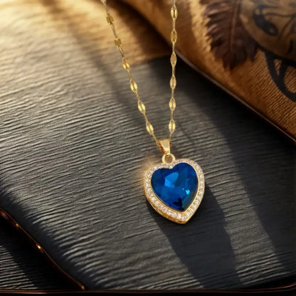 Or Saphir Cœur Collier