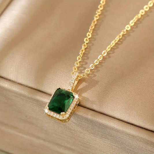 Or Émeraude Rectangulaire Halo Collier